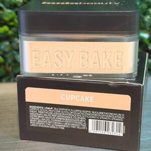 Cupcake-Huda Easy Bake Setting Powder-- Full size